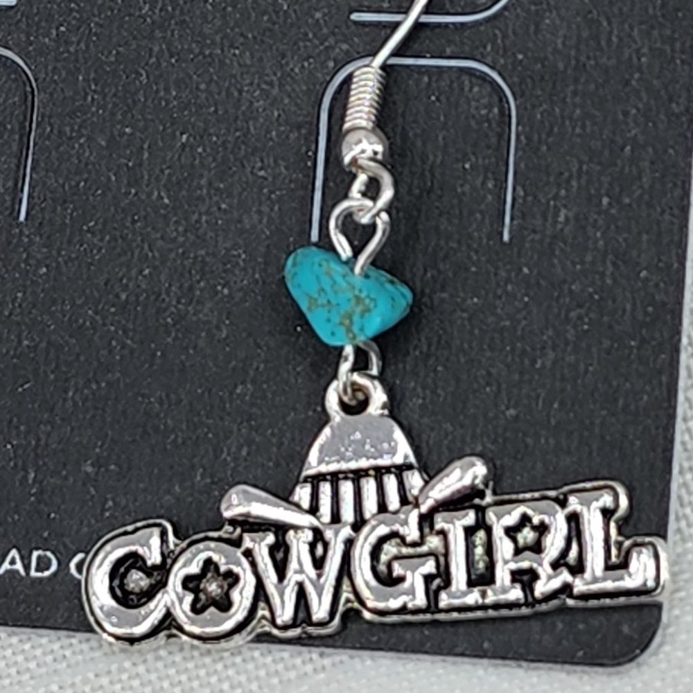 HIPPIE Silver Tone Cowgirl Western Statement Earrings Dangle Drop NWT - Picture 4 of 4